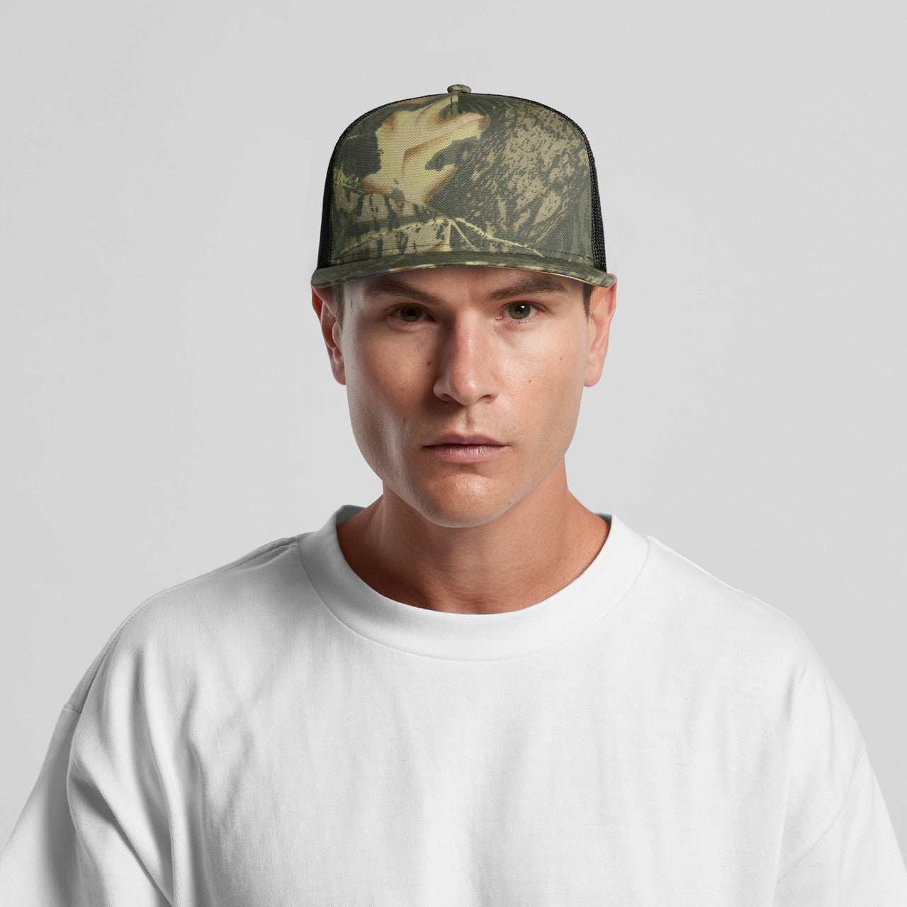 Stock Contrast Camo Trucker | 1110C - TURN