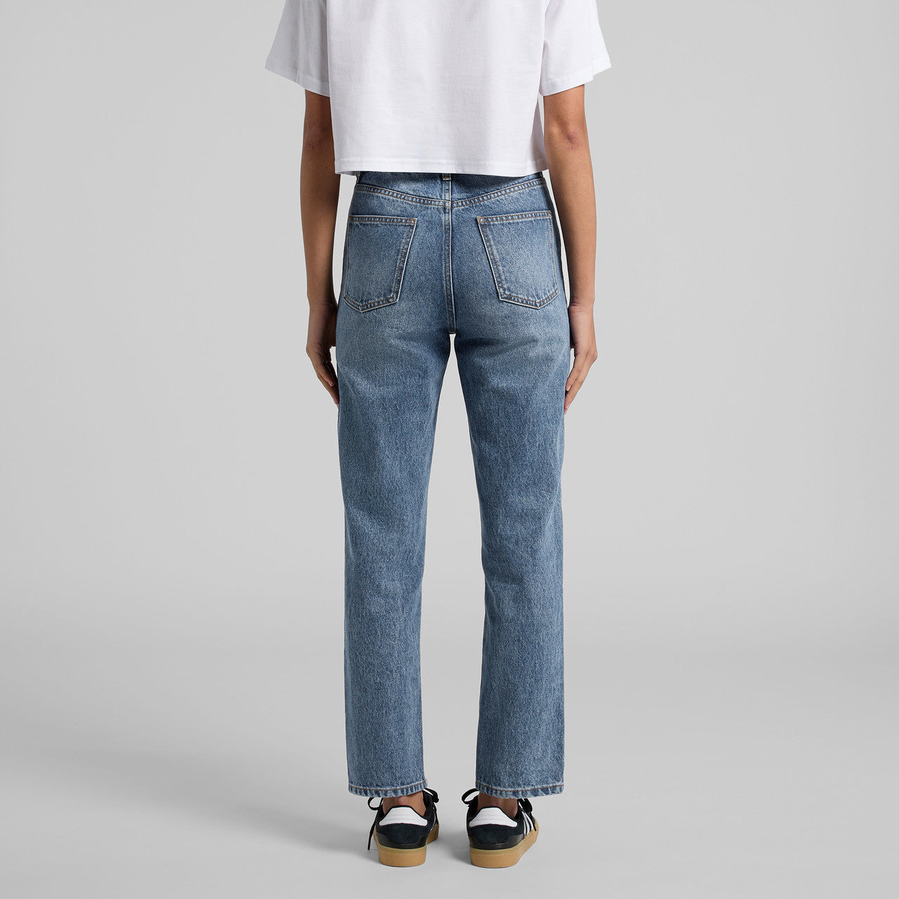 Wo's Straight Jeans - BACK