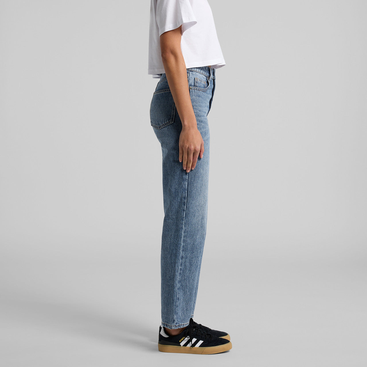 Wo's Straight Jeans - SIDE
