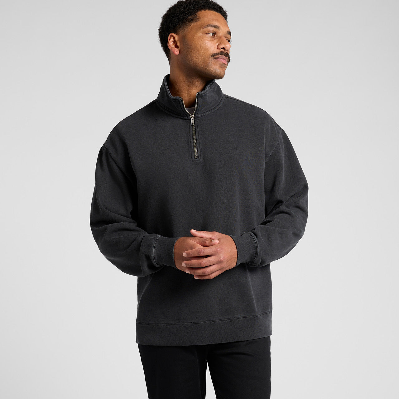 Relax Faded Half Zip - BACK